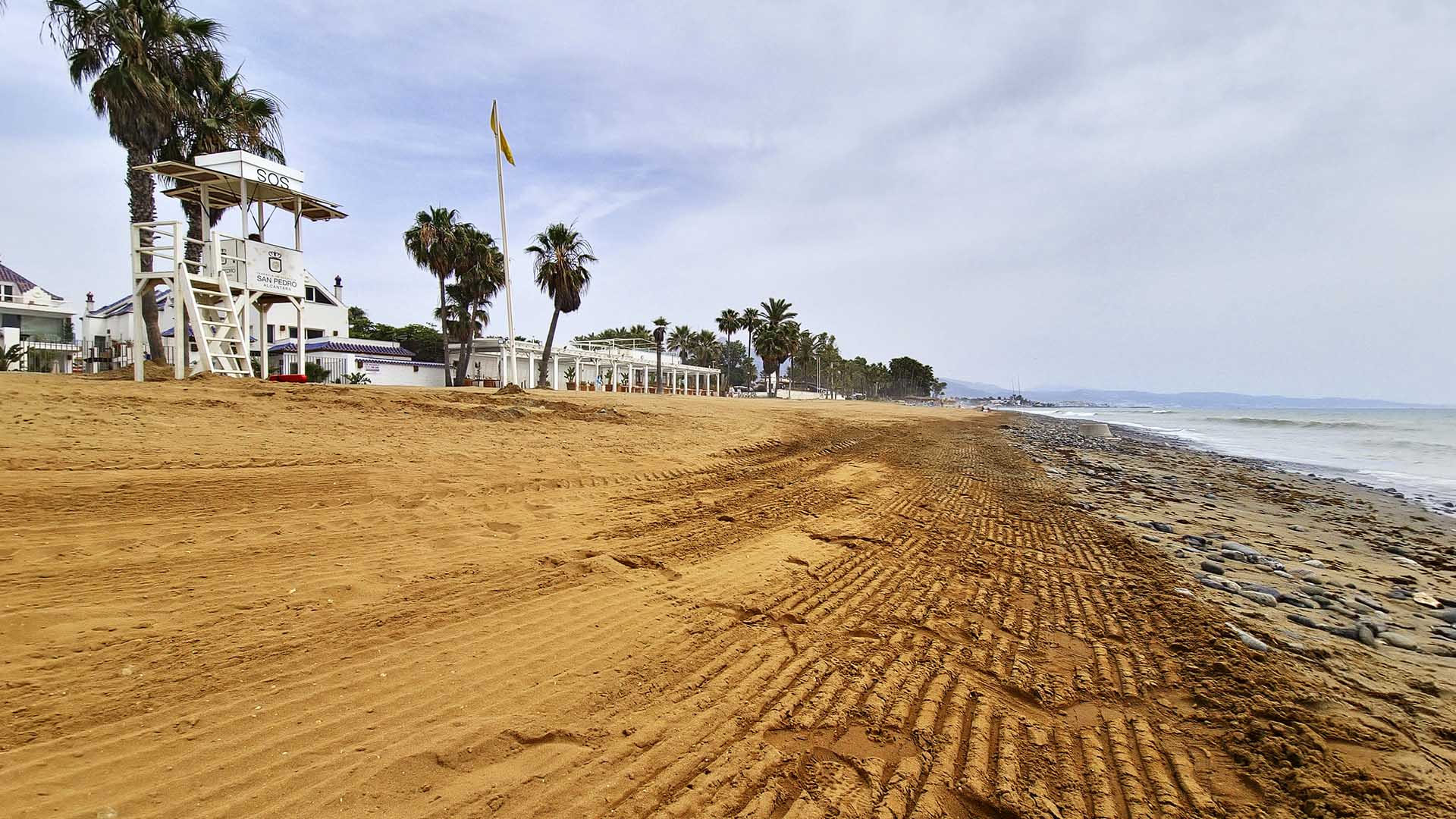 APYMESPA preocupada por los áridos vertidos por el Ayuntamiento en las playas