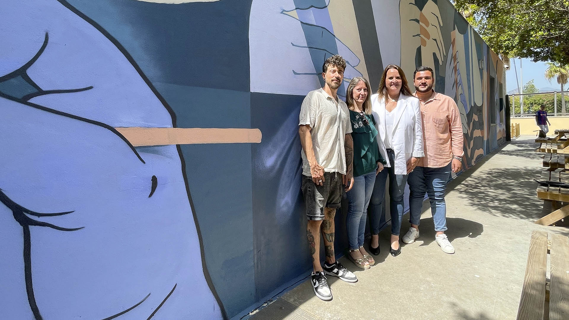 El IES Nueva Andalucía estrena mural realizado por el ‘MRB Urban Project’